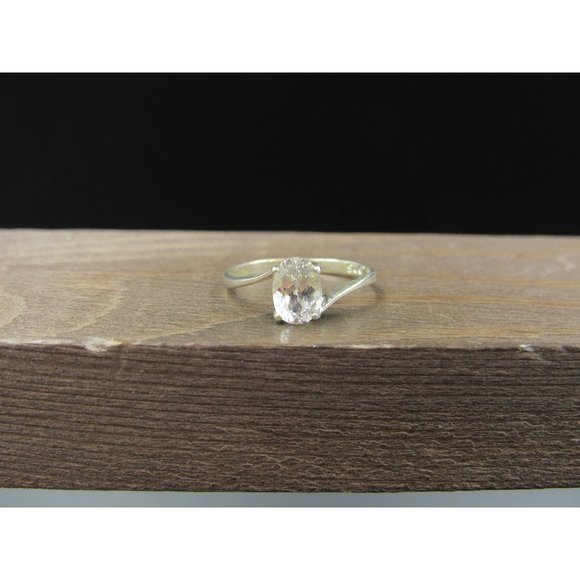 Size 6 Sterling Silver Small Very Light Topaz Gem Band Ring Vintage Statement - Picture 1 of 8